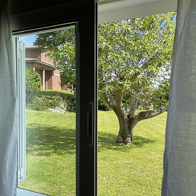 Chalet independiente con piscina privada en Islares