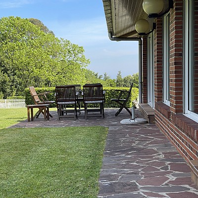 Chalet independiente con piscina privada en Islares