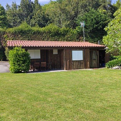 Chalet independiente con piscina privada en Islares