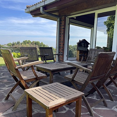 Chalet independiente con piscina privada en Islares