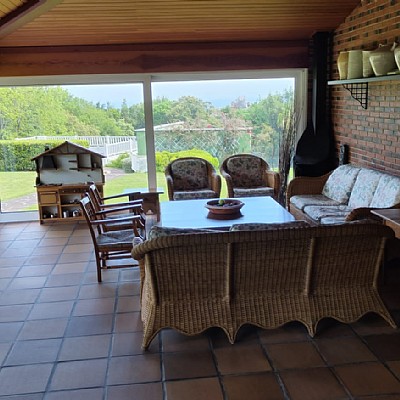 Chalet independiente con piscina privada en Islares