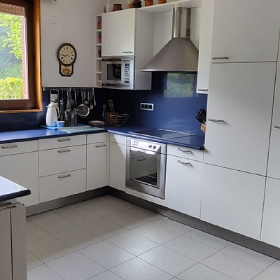 Chalet independiente con piscina privada en Islares