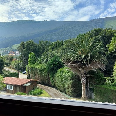 Chalet independiente con piscina privada en Islares