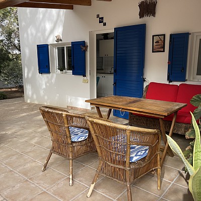 Casa independiente de 3 habitaciones con parcela de 1300 metros en Formentera