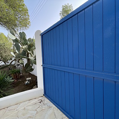 Casa independiente de 3 habitaciones con parcela de 1300 metros en Formentera