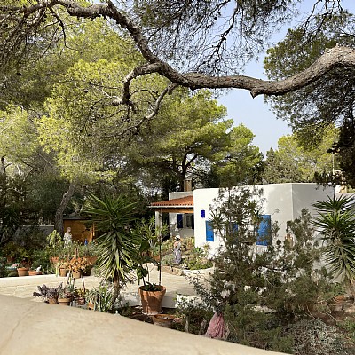 Casa independiente de 3 habitaciones con parcela de 1300 metros en Formentera