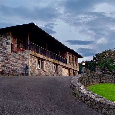 Espectacular chalet independiente en Reocin