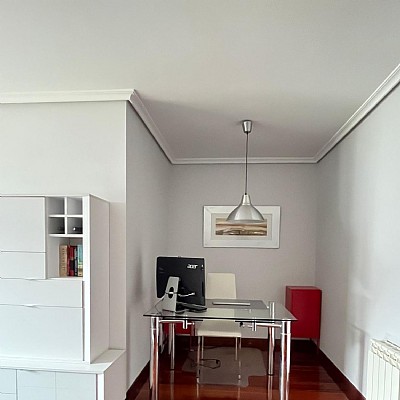 Piso de 2 hab, 2 baños con garaje y trastero a estrenar