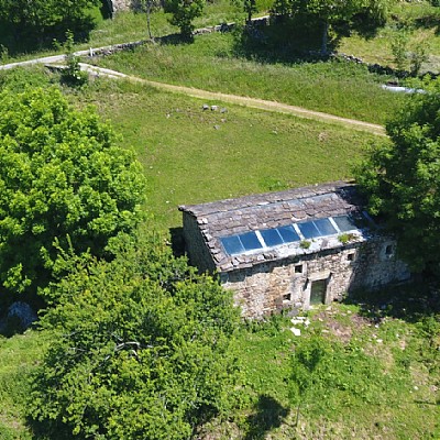 Cabaña en Pisueña, Selaya