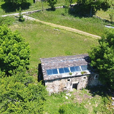 Cabaña en Pisueña, Selaya
