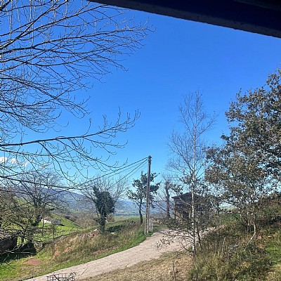 Encantadora casa-cabaña ubicada en un entorno rural privilegiado en el valle de Pisueña, Selaya