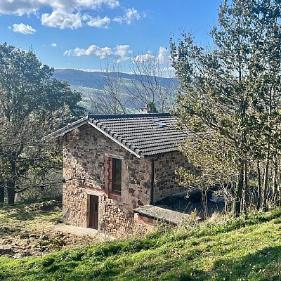 Encantadora casa-cabaña ubicada en un entorno rural privilegiado en el valle de Pisueña, Selaya