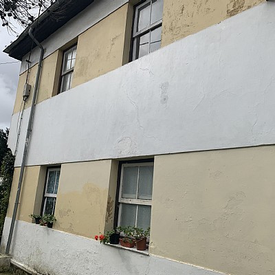 Casa indiviual de dos plantas con jardín en Barreda
