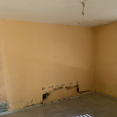 Casa indiviual de dos plantas con jardín en Barreda