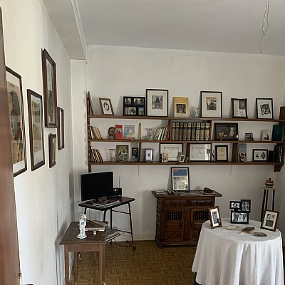Casa indiviual de dos plantas con jardín en Barreda
