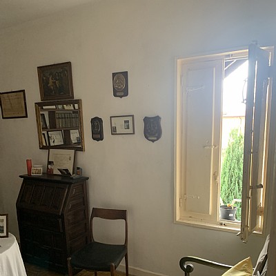 Casa indiviual de dos plantas con jardín en Barreda