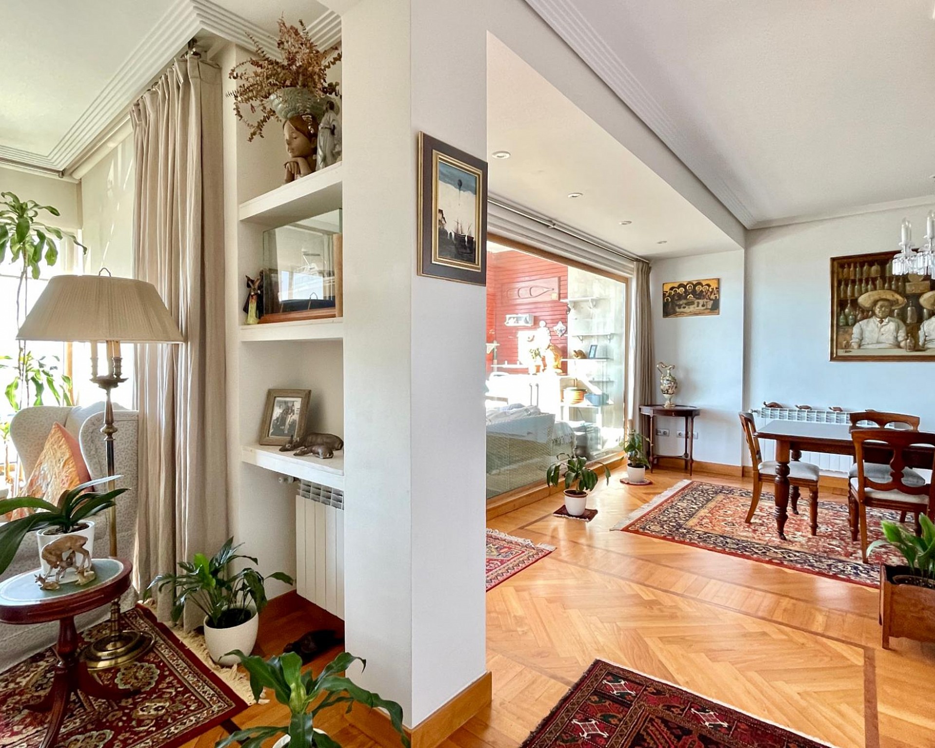 Vivienda de 200 metros, 4 hab y 3 baños y con terraza a la bahia de Santander