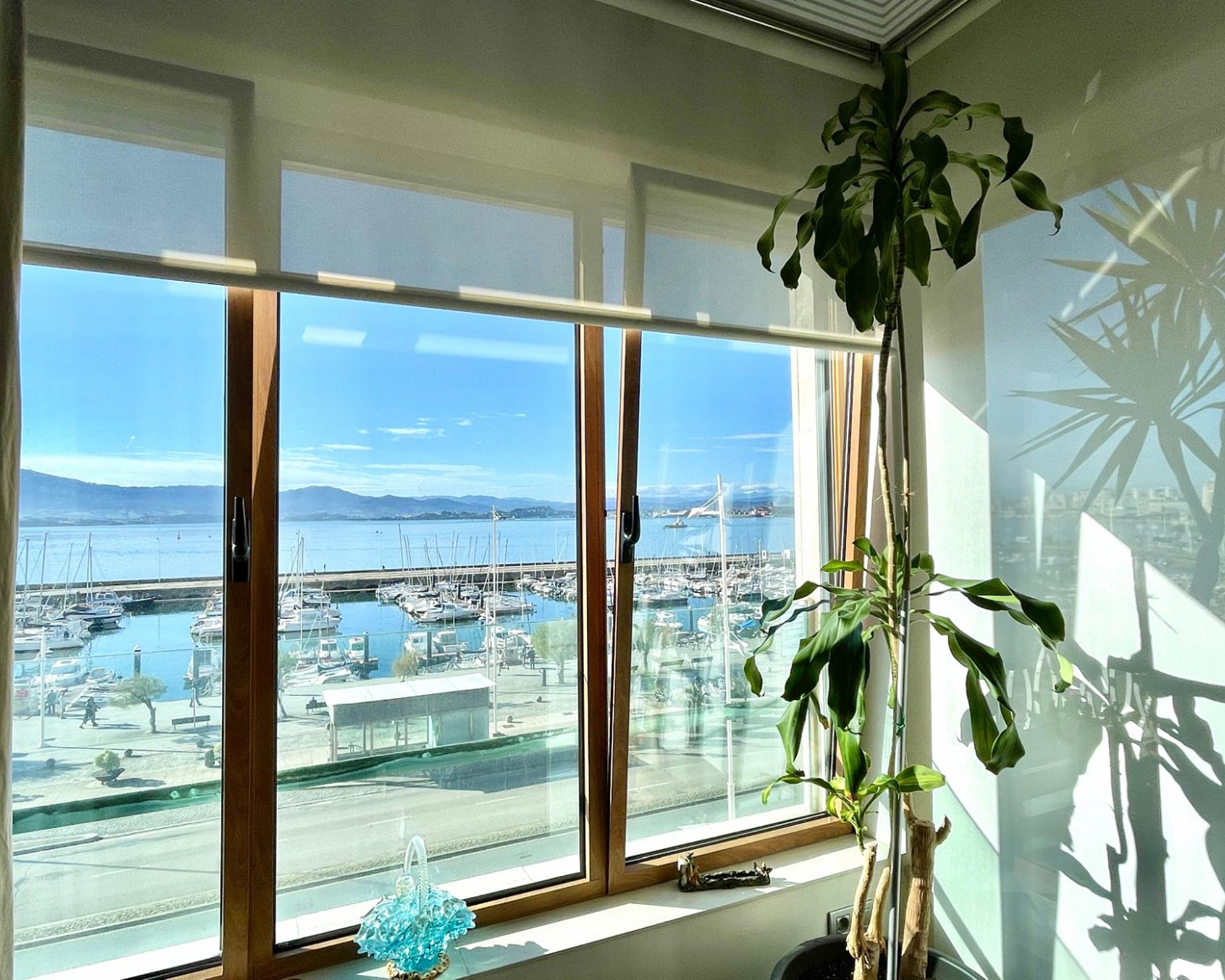 Vivienda de 200 metros, 4 hab y 3 baños y con terraza a la bahia de Santander