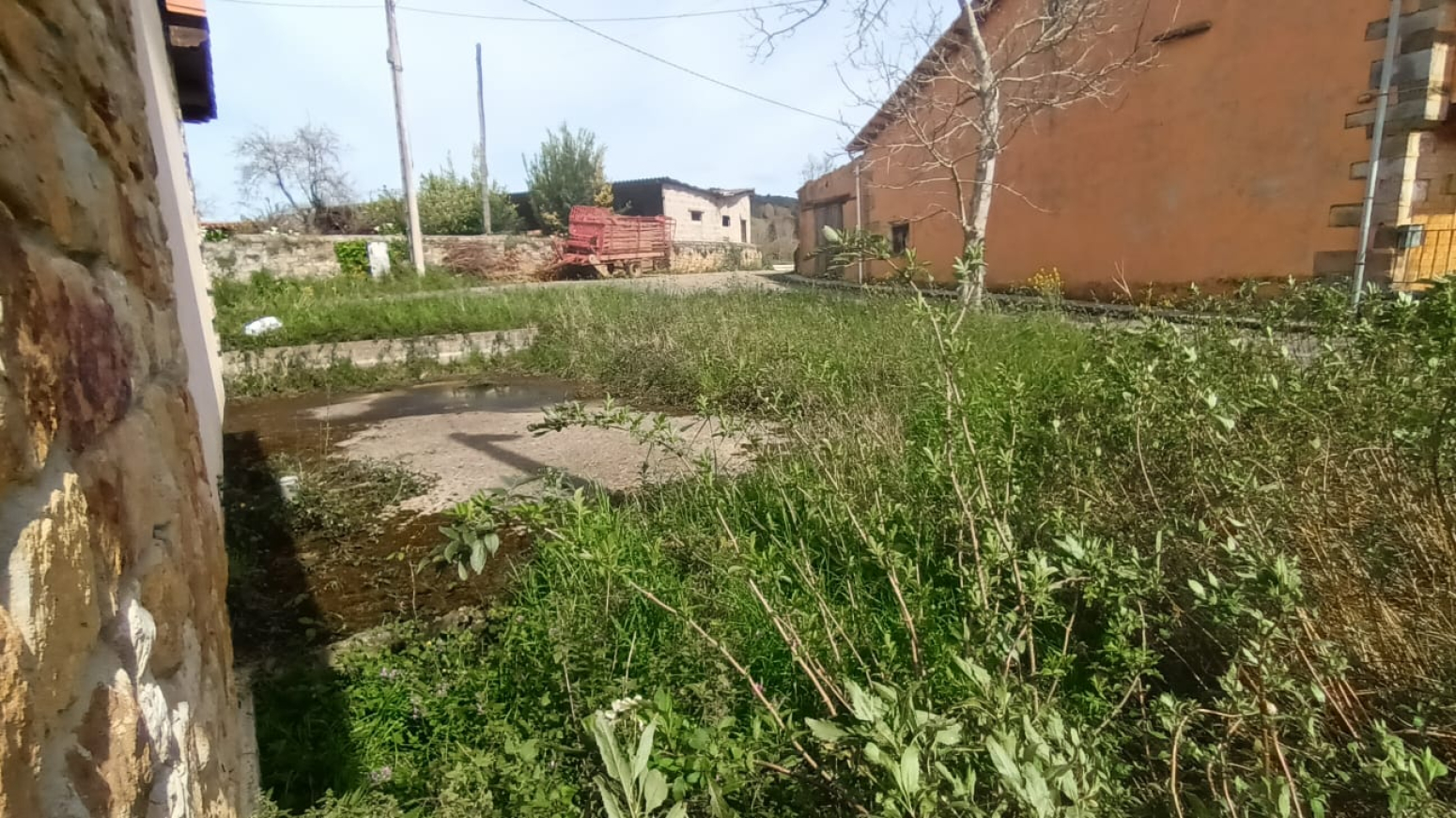 SOLAR URBANO EN EL ARENAL DE PENAGOS