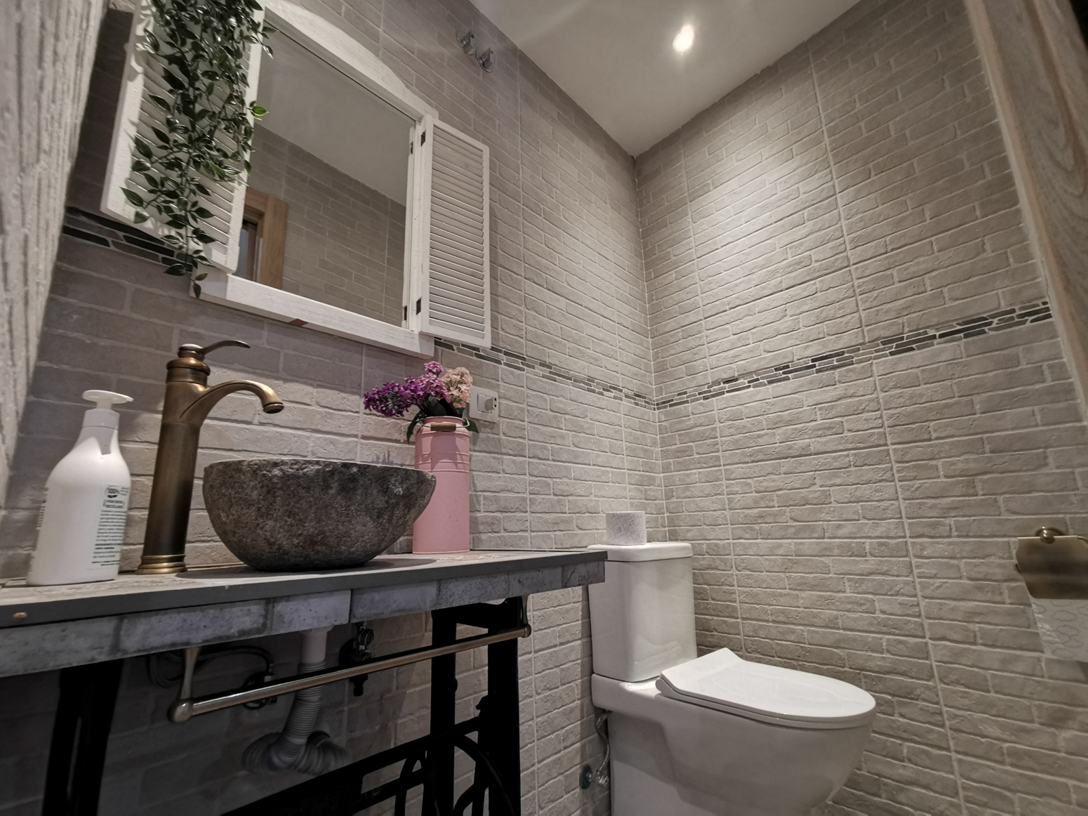 CASA EN ARREDONDO CON 3 TERRAZAS Y JARDÍN