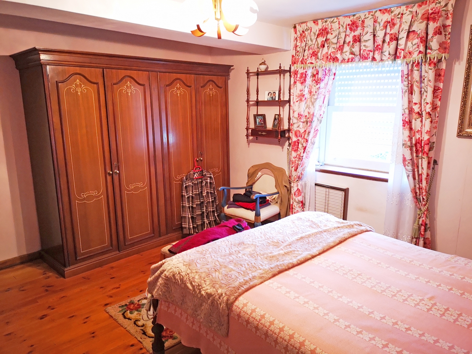 Gran caserío con amplia finca rústica en venta en Ambrosero.