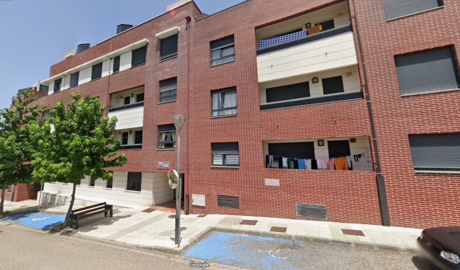 Se vende piso en Requejada, Polanco.