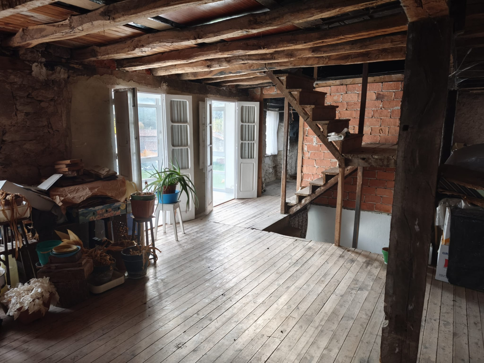 CASA PAREADA A LA VENTA EN ARGÜESO
