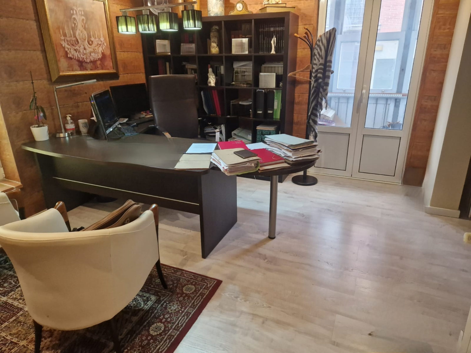PISO EN VENTA EN CALLE ENSEÑANZA COMO VIVIENDA O USO PROFESIONAL
