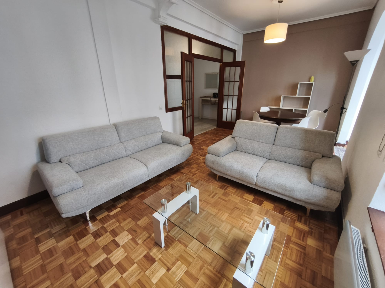 PISO CENTRICO DE 3 HABITACIONES