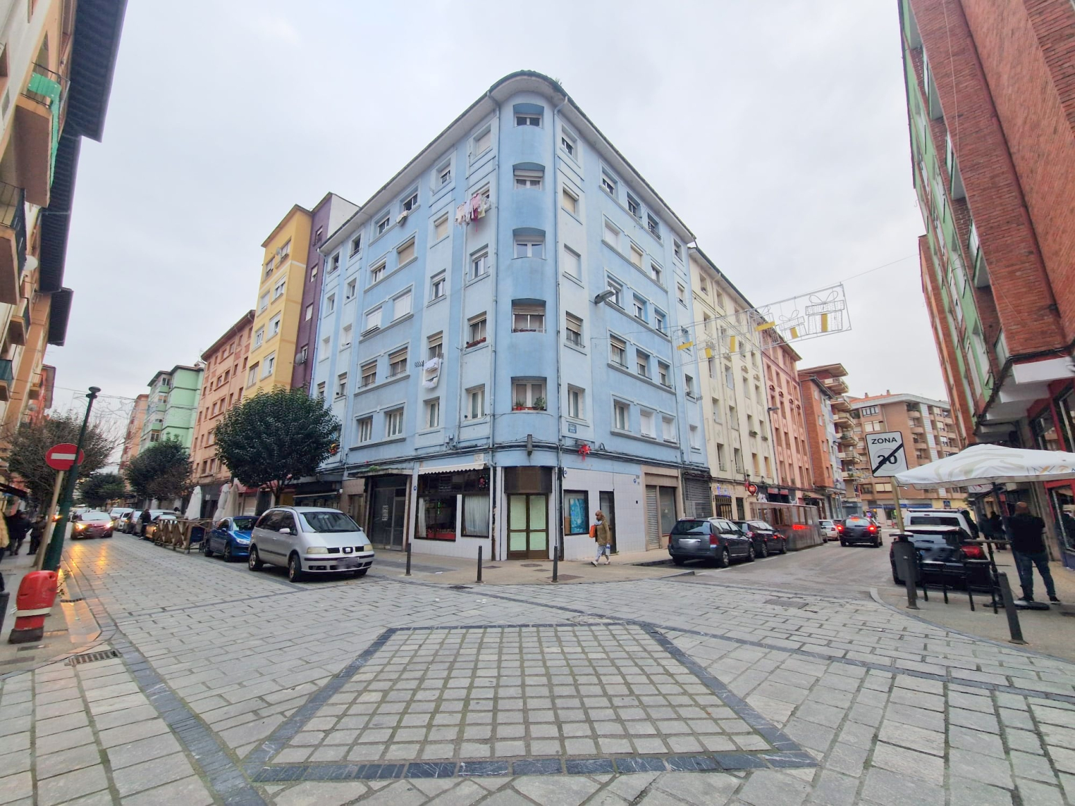 PISO REFORMADO EN VENTA EN TORRELAVEGA, DE 4 HABITACIONES