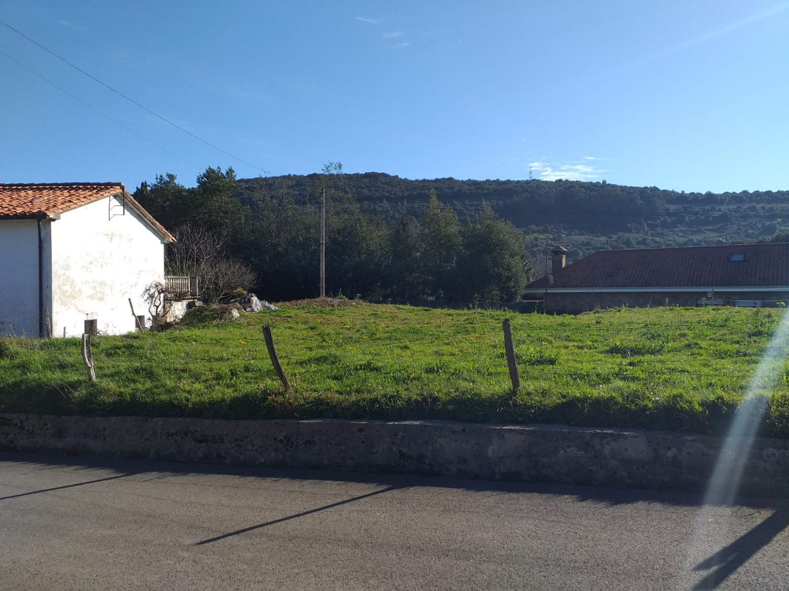 VENTA DE TERRENO URBANO DE 919 m² EN VILLAESCUSA 