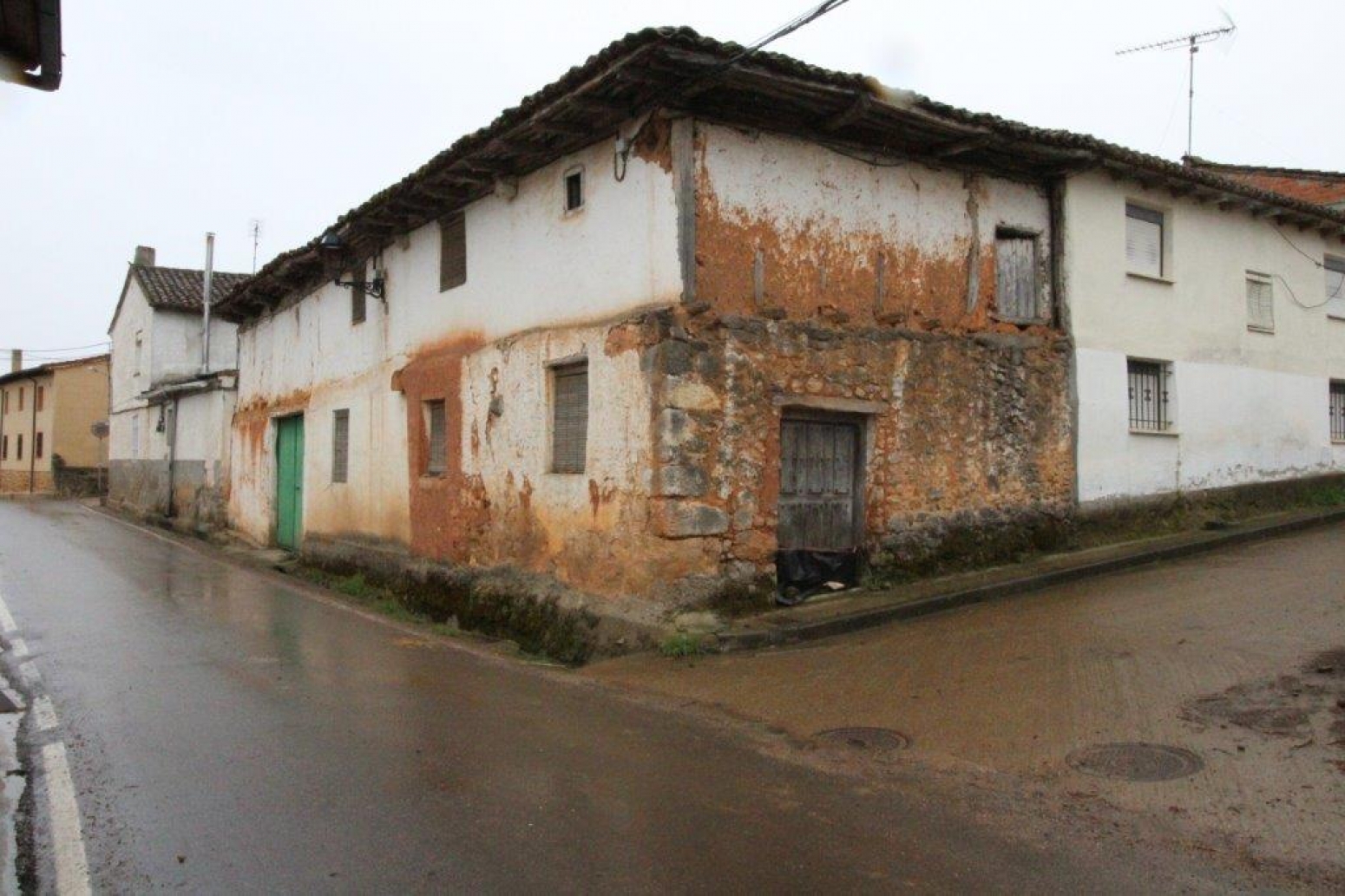 Almacén en Vega de Bur