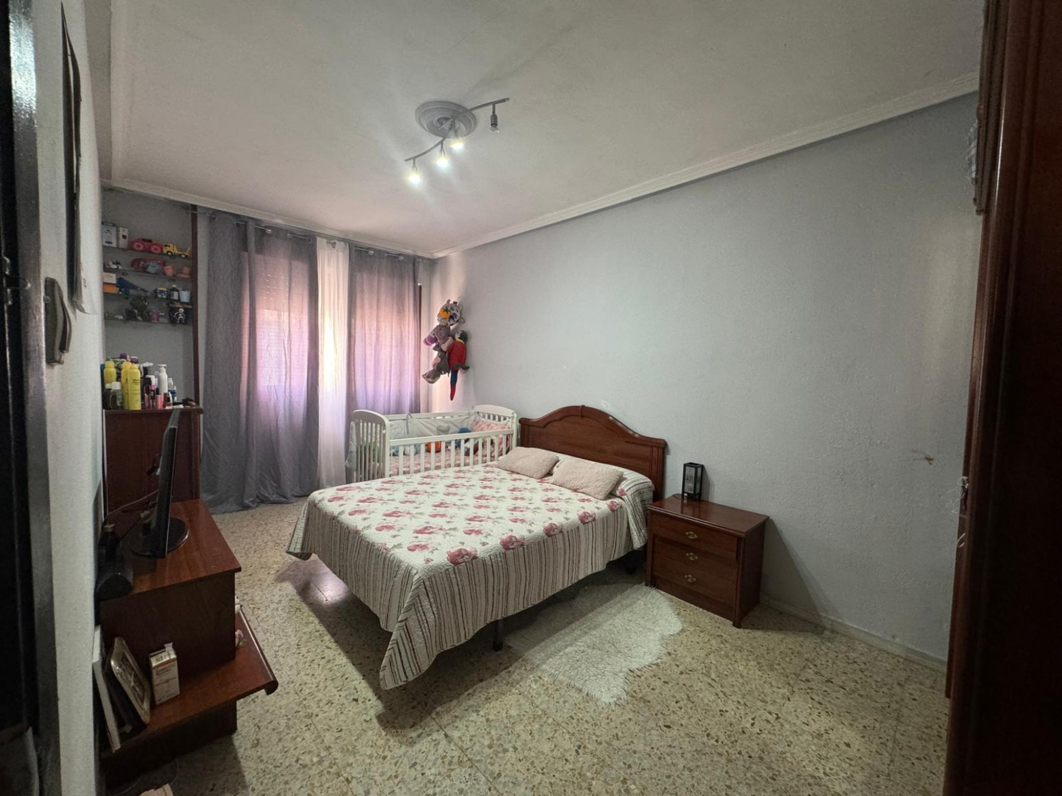 PISO EN VENTA  ZONA SAN TELMO