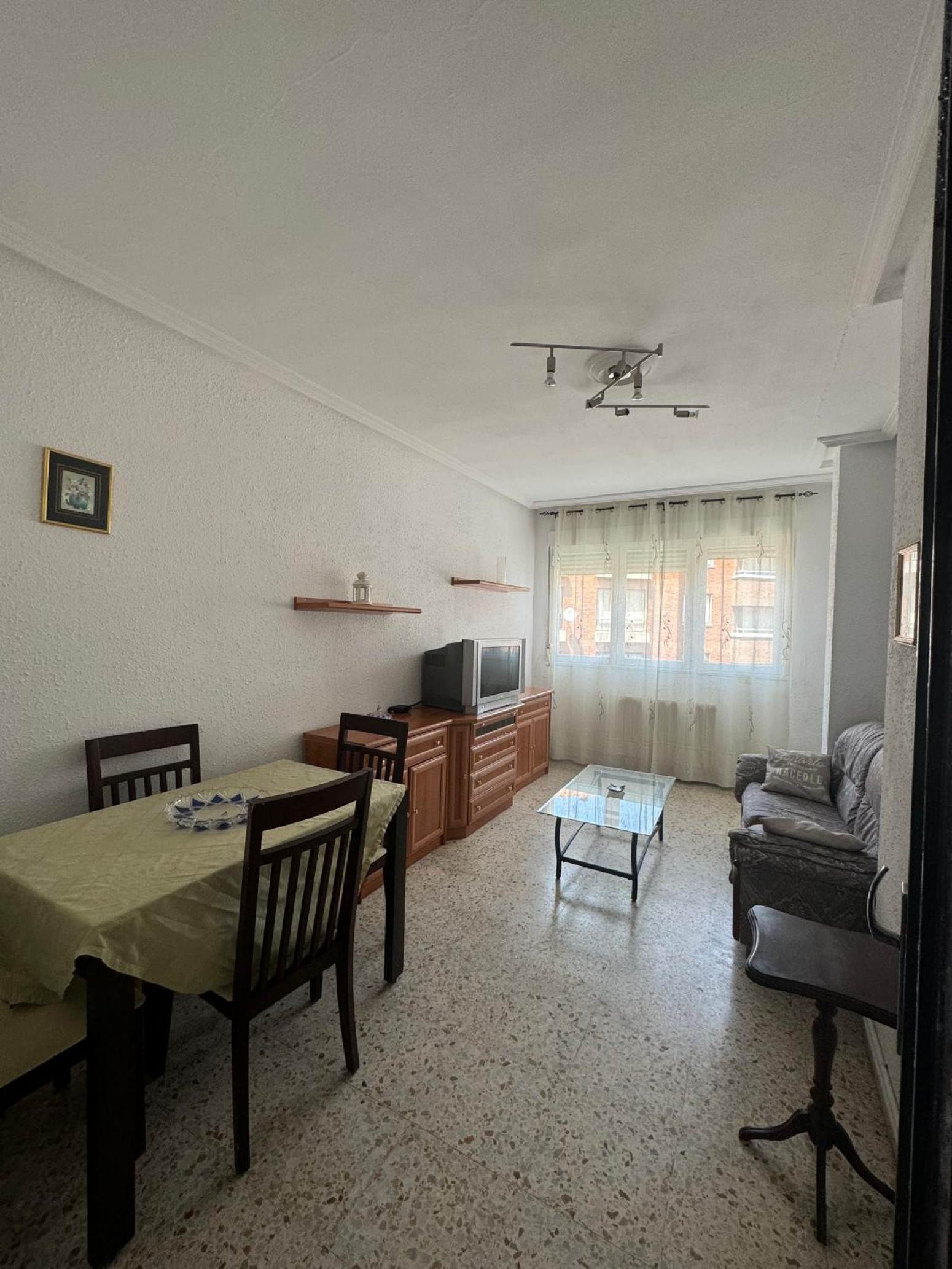 PISO EN VENTA  ZONA SAN TELMO