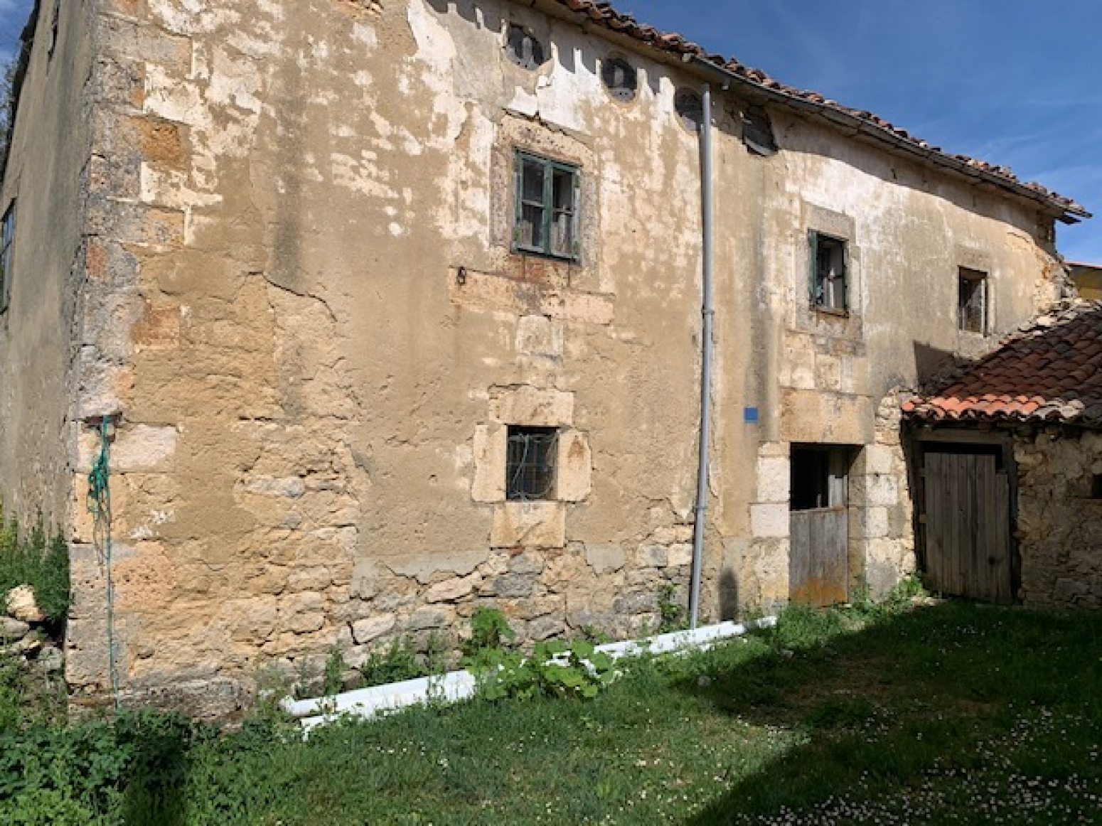 Casa en Ayoluengo
