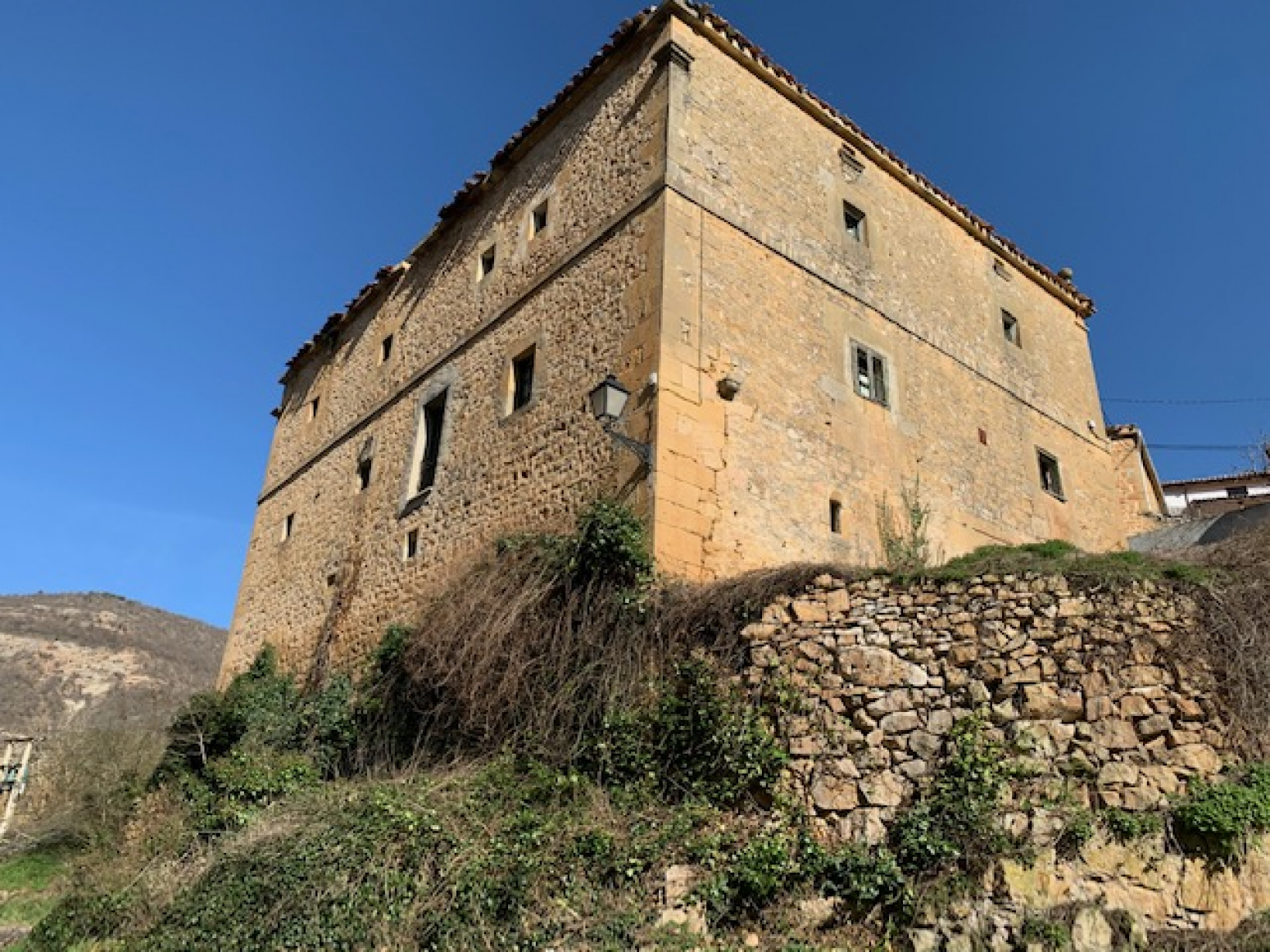 Casa palacete en Covanera
