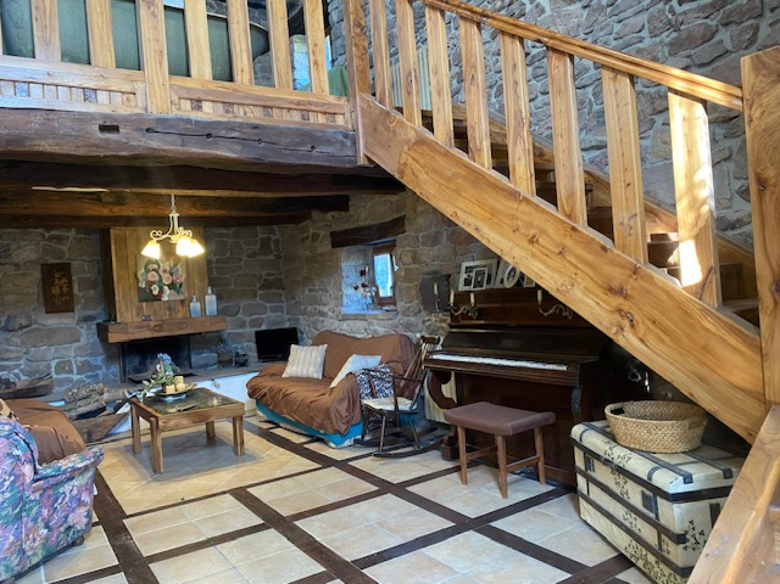 Casa de piedra en Las Henestrosas en Cantabria