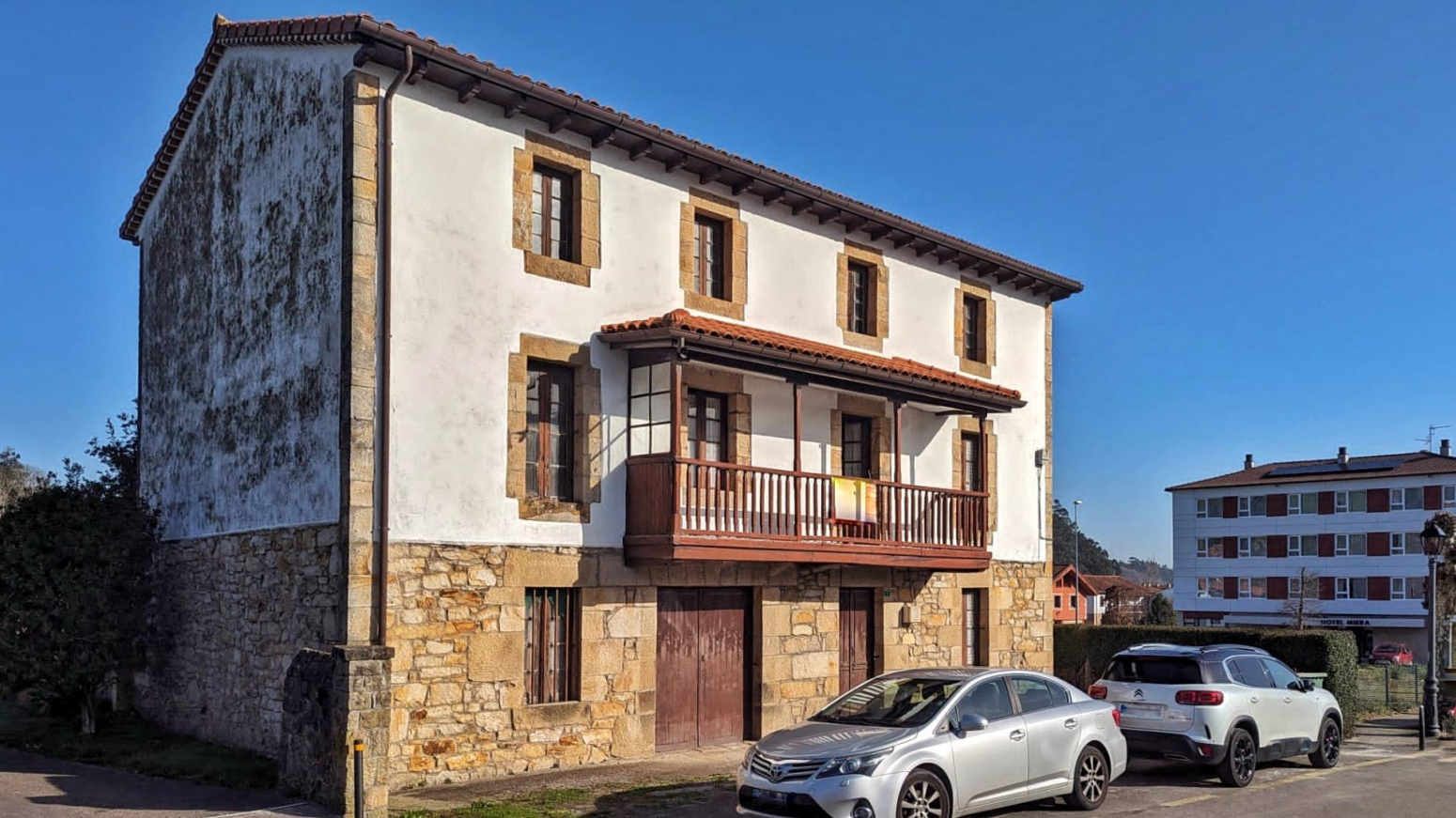 IMPRESIONANTE CASA EN LIERGANES