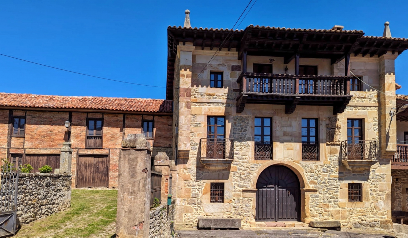 Impresionante Casona de Colosía en Peñamellera Baja, Asturias