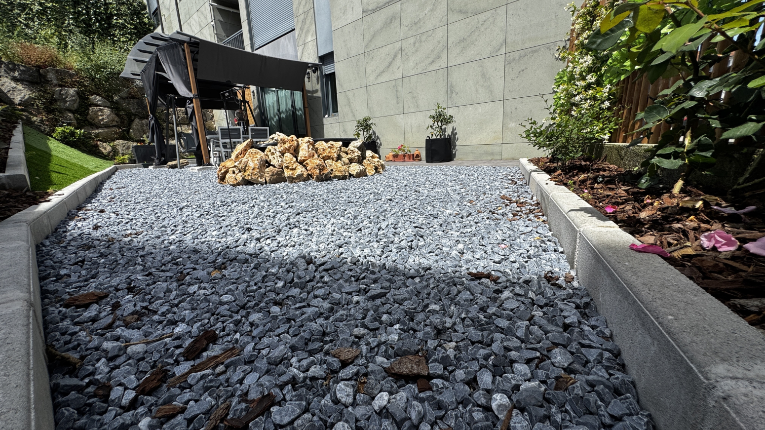 BAJO CON JARDIN EN VENTA EN LIERGANES