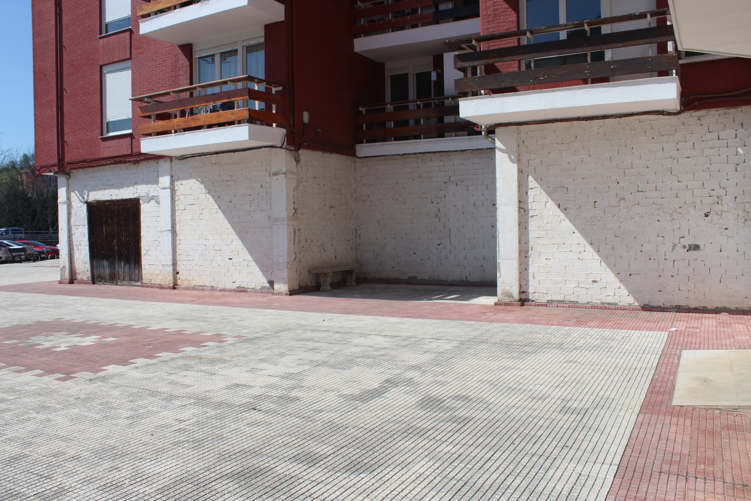 LOCAL EN VENTA EN EL BOSQUE, JUNTO A SOLARES, CANTABRIA