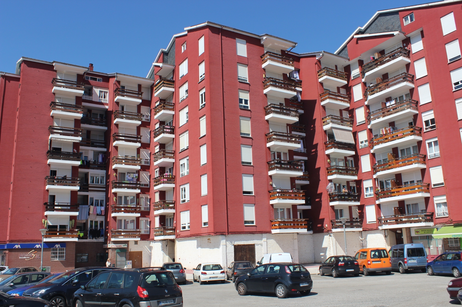 LOCAL EN VENTA EN EL BOSQUE, JUNTO A SOLARES, CANTABRIA