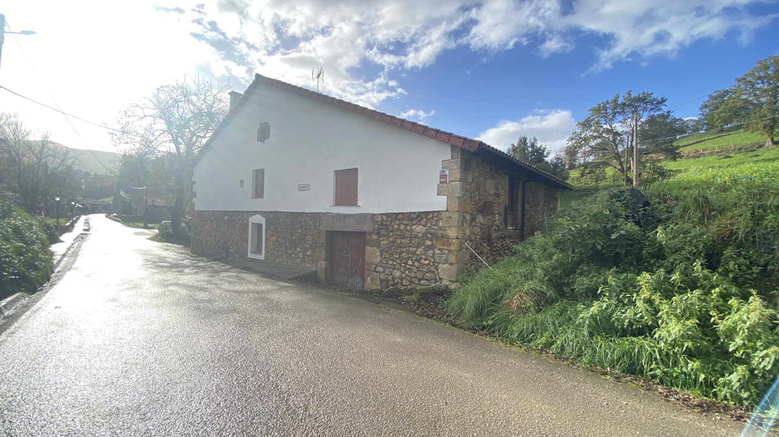 CASA DE PIEDRA PAREADA - A ESTRENAR - LLANOS DE PENAGOS