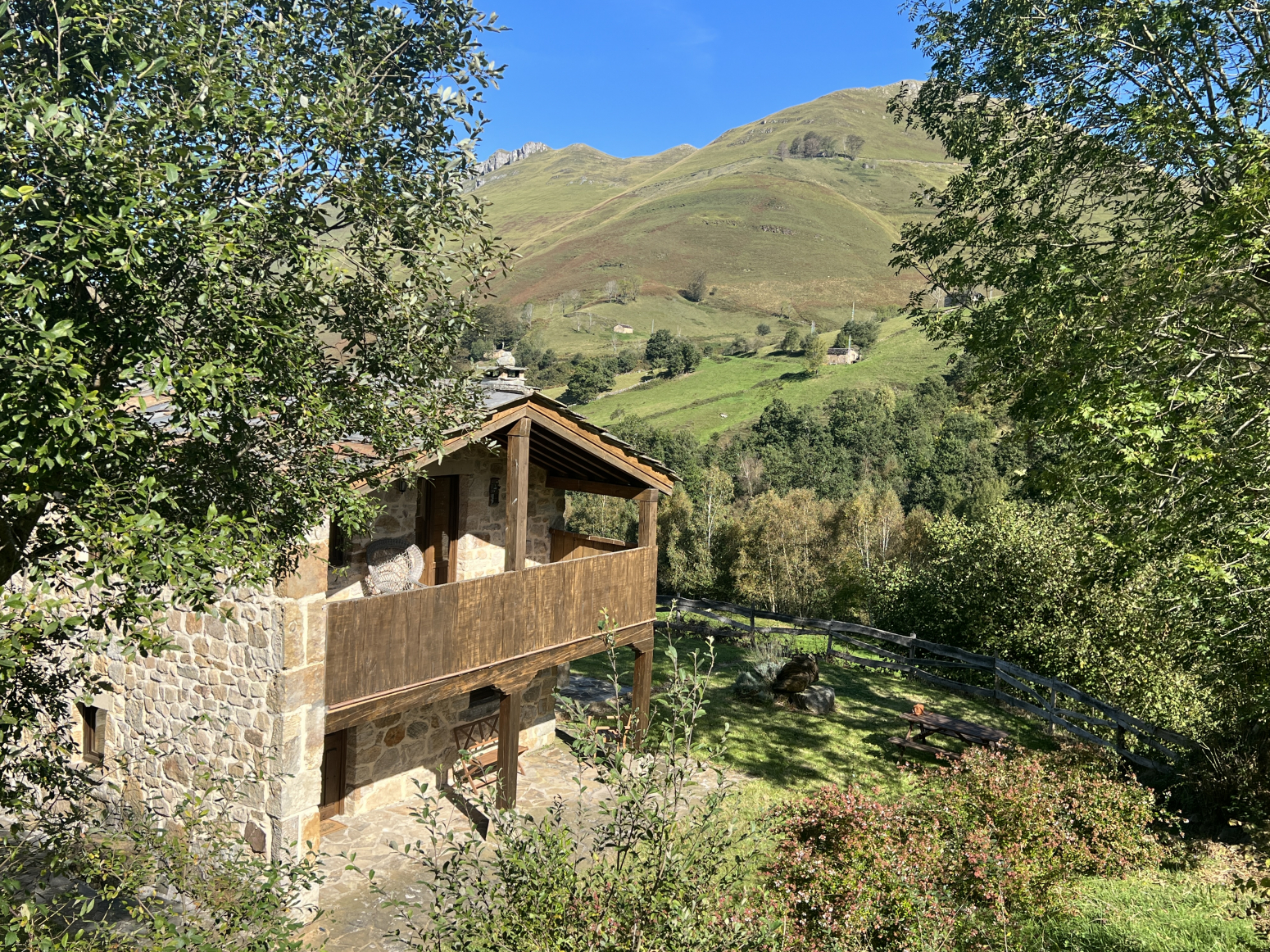 ESPECTACULAR CABAÑA REFORMADA PARA ENTRAR A VIVIR