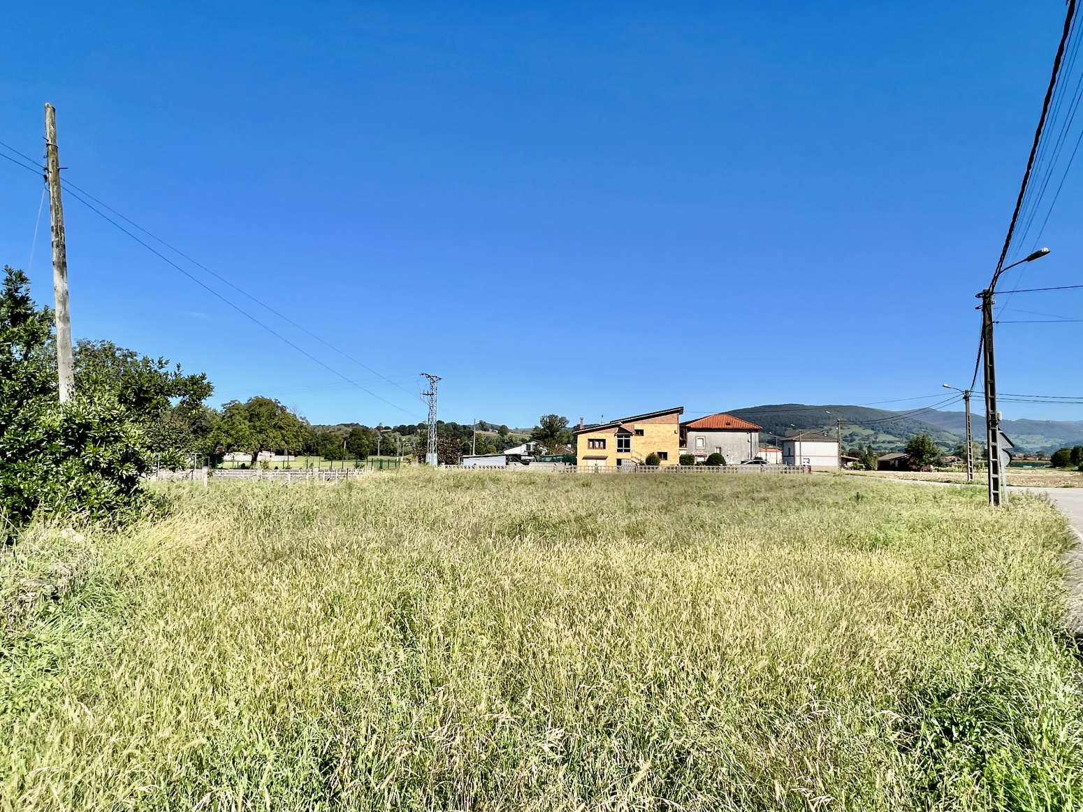 LA ENCINA- SANTA MARÍA DE CAYÓN PARCELA URBANA EN VENTA