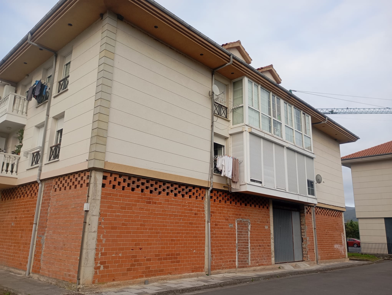 PLAZA DE GARAJE CON TRASTERO EN CABEZON DE LA SAL