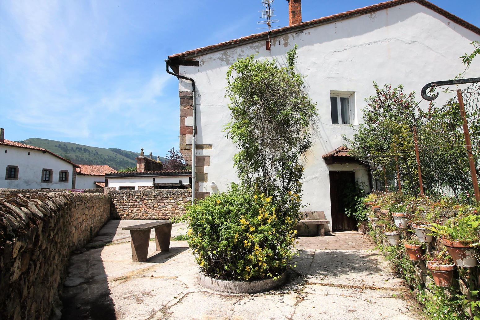 Bonita casa en Carrejo con muchas posibilidades 