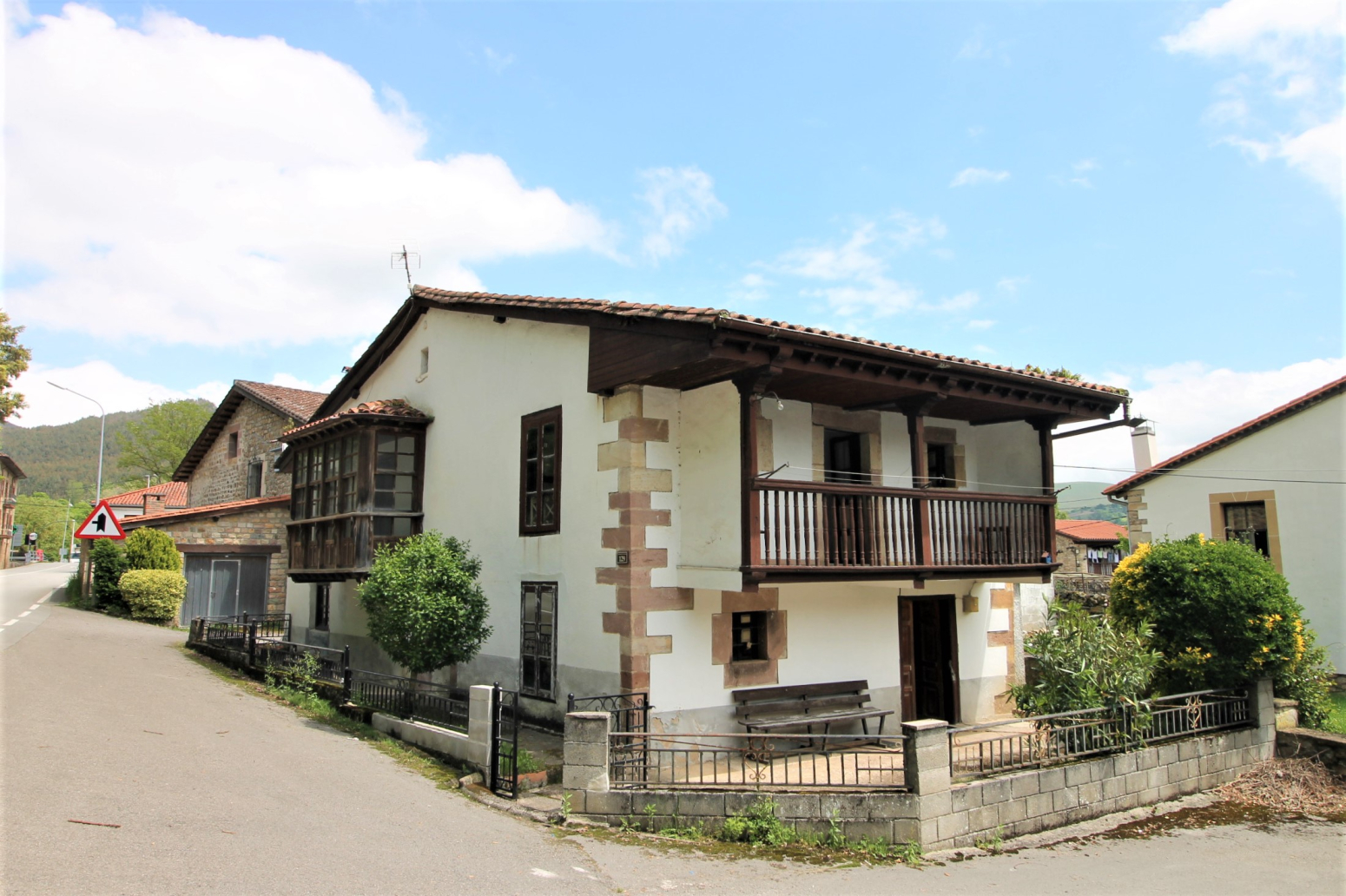 Bonita casa para reformar en Cabuérniga