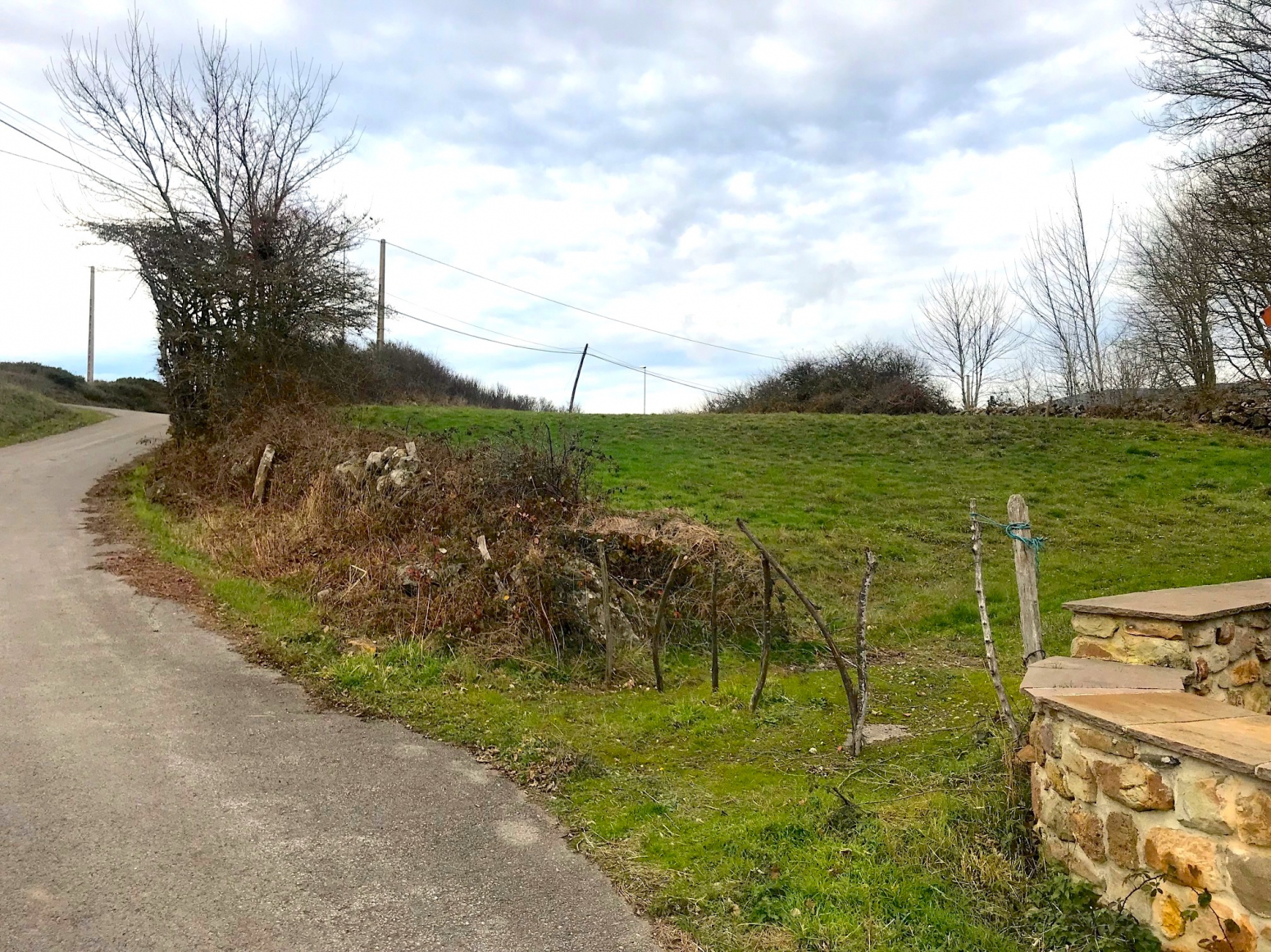 Finca junto al embalse del ebro