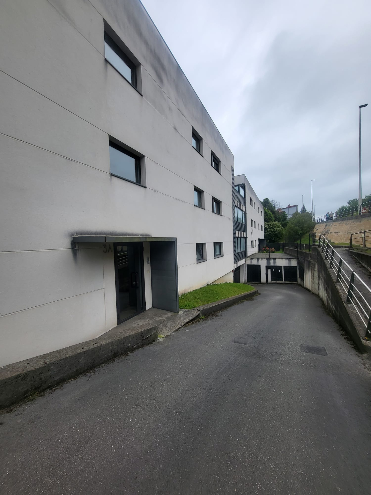 Piso con garaje, trastero y terraza para entrar a vivir
